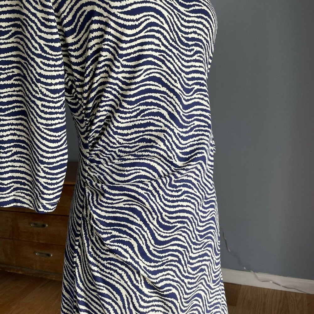 J. McLaughlin Catalina Cloth Dress Animal Print Sheath Side Ruched - Picture 7 of 8